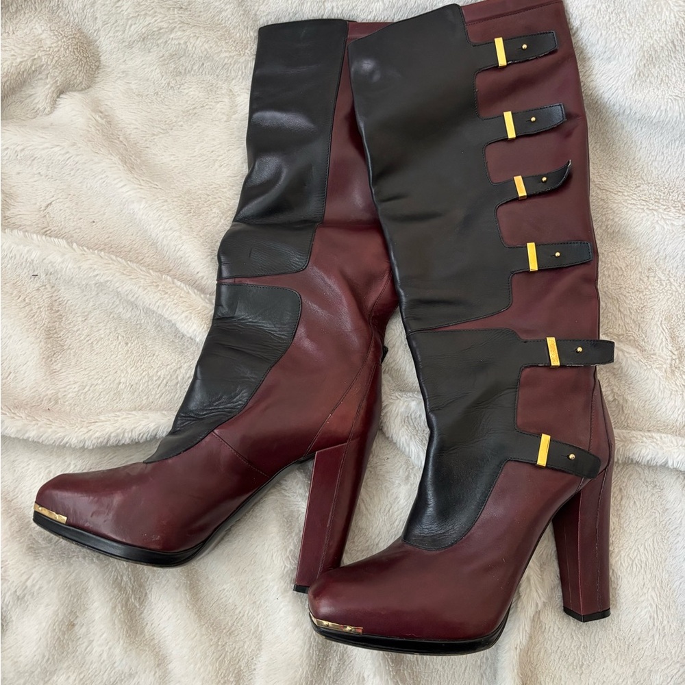 Stylish Burgundy and Black Women's Boots